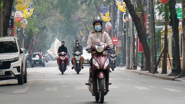 [Video] Miền Bắc rét, miền Trung mưa lớn trên diện rộng