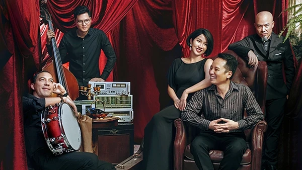 Nghệ thuật "mùa… trực tuyến"