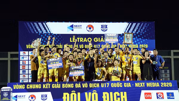 Cách đào tạo truyền thống của SLNA vẫn có "đất sống", nhưng về lâu về dài vẫn cần được đầu tư nhiều hơn.