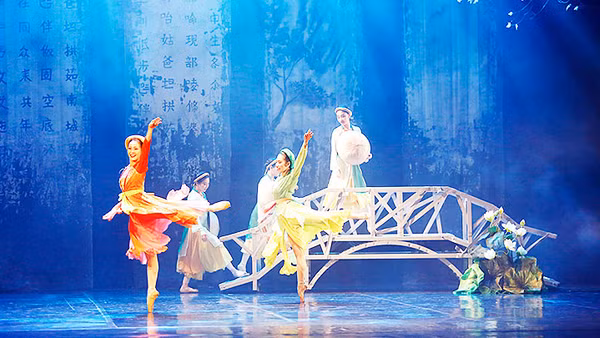 Vở ballet Kiều do biên đạo múa Tuyết Minh xây dựng, gây tiếng vang trong năm 2020.