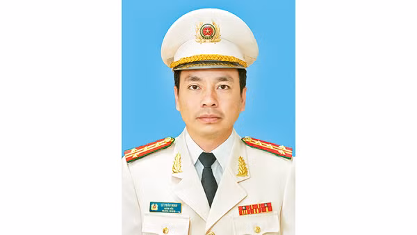 Tăng cường cho cơ sở, ứng dụng khoa học công nghệ, giữ vững an ninh trật tự địa bàn