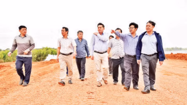 Kiểm tra công tác bảo vệ môi trường tại Nhà máy Alumin Nhân Cơ của Công ty Nhôm Đắk Nông - TKV.