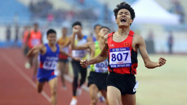 Tác phẩm Về đích của tác giả Trương Anh Đức (Hà Nội).