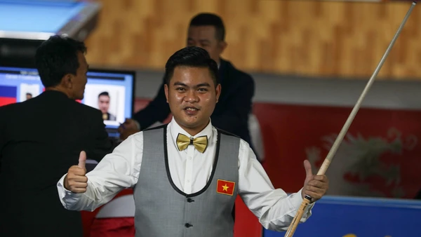 Cơ thủ 27 tuổi, Nguyễn Trần Thanh Tự, giành Huy chương Vàng SEA Games nội dung carom 1 băng.