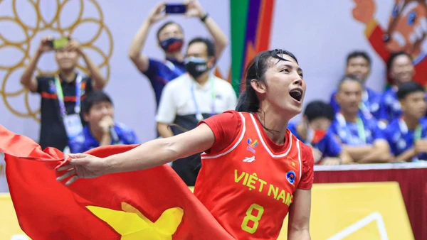 Lọt vào chung kết được xem như thành tích lịch sử với bóng rổ nữ nước nhà. (Ảnh: Minh Phú)