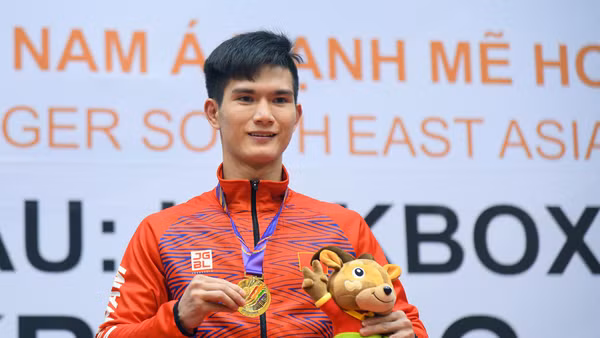 Niềm vui chiến thắng của các vận động viên Kickboxing Việt Nam