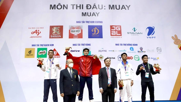 Vận động viên Nguyễn Trần Duy Nhất giành Huy chương Vàng hạng 60kg.