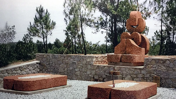 Mộ ông Bửu Ðiềm.