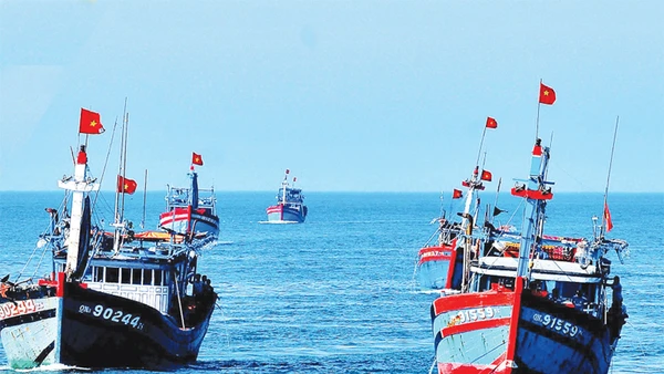 Sóng cả vững tay chèo