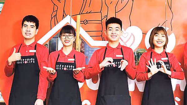 TokyoLife kiến tạo một môi trường yêu thương và tôn trọng người khuyết tật để khuyến khích họ lao động và tạo ra giá trị. 