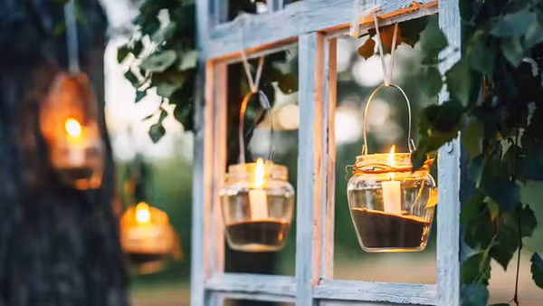 An toàn với đèn trang trí