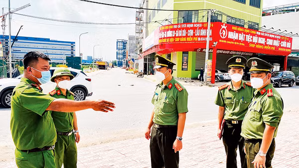 Triển khai phòng, chống dịch Covid-19 tại tỉnh Bắc Giang. Ảnh | ĐẶNG GIANG