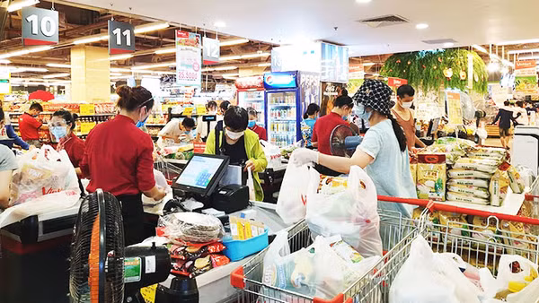 Hơn 8.000 điểm cung ứng hàng hóa thiết yếu