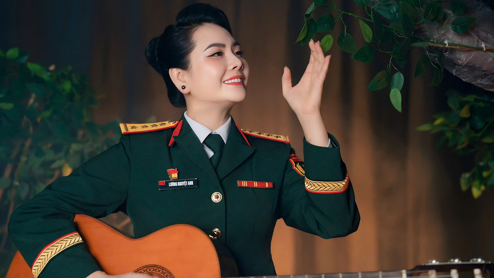 luongnguyetanh2.jpg