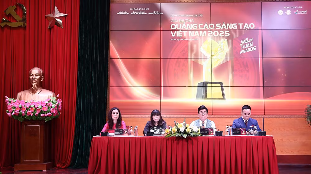Phát động Giải thưởng Quảng cáo sáng tạo Việt Nam - Vạn Xuân Awards 2025. (Ảnh: NAM NGUYỄN)