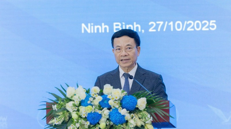 Ông Nguyễn Mạnh Hùng, Bộ trưởng Khoa học và Công nghệ phát biểu khai mạc Tuần lễ Số quốc tế 2025. img-9925-4255.jpg