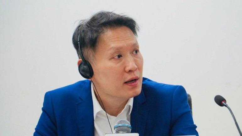 Ông Richard Teng, CEO Binance chia sẻ tại buổi tọa đàm “Chiến lược quốc gia về tài sản số: Chính sách cho đổi mới sáng tạo và hội nhập toàn cầu”. 1ceo-binance-richard-tengjpg-5374.jpg