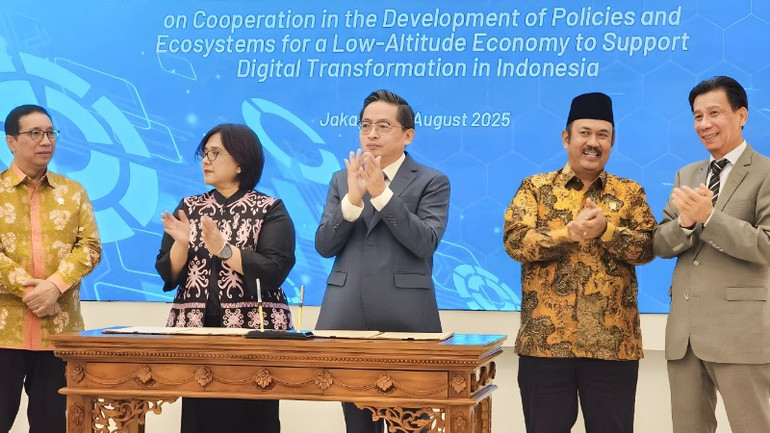 Tập đoàn CT Group ký kết biên bản ghi nhớ hợp tác với Bộ Kế hoạch Phát triển Quốc gia Indonesia. hinh-1-ky-ket-indo-1433.jpg