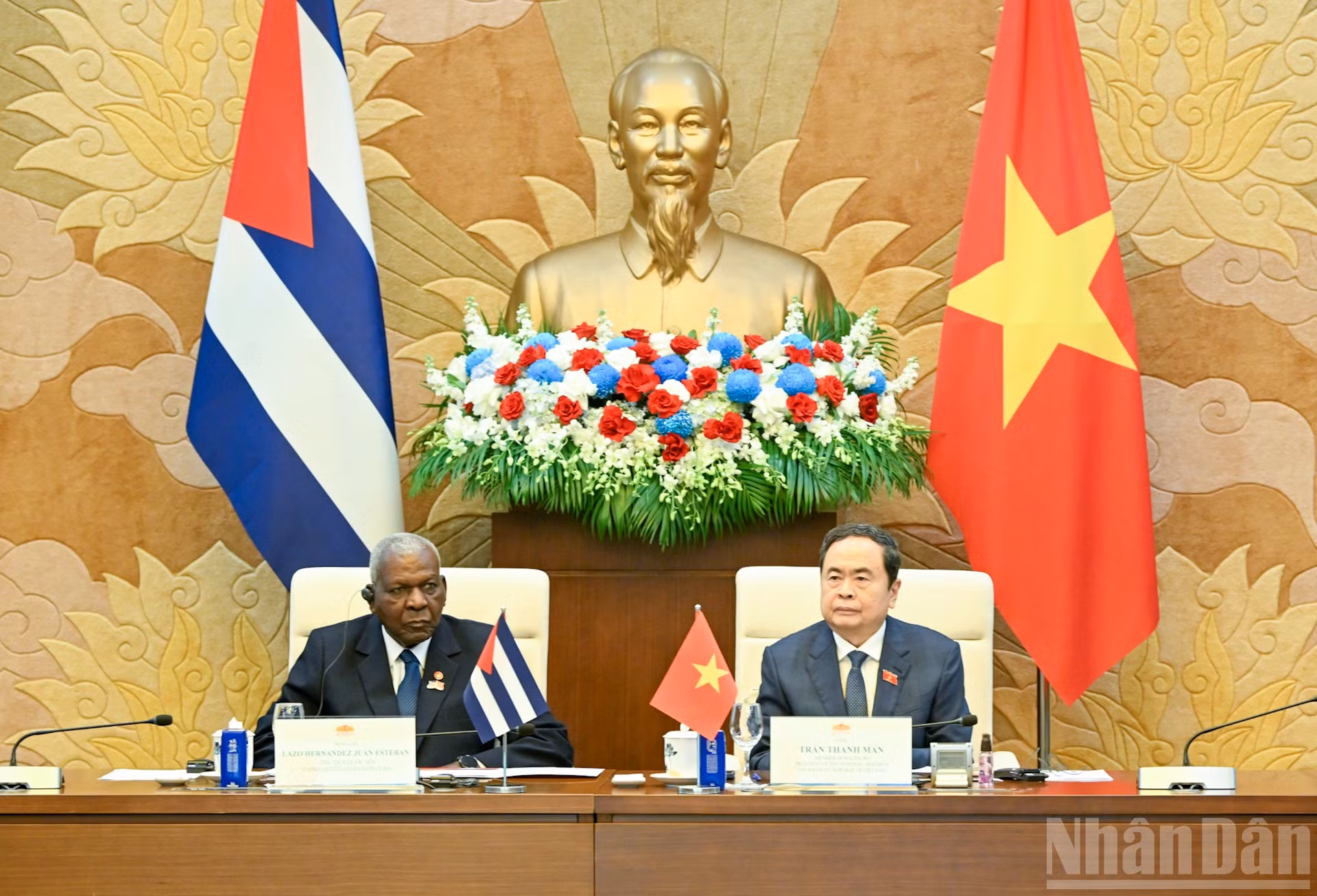 ndo_br_2-7892.jpg