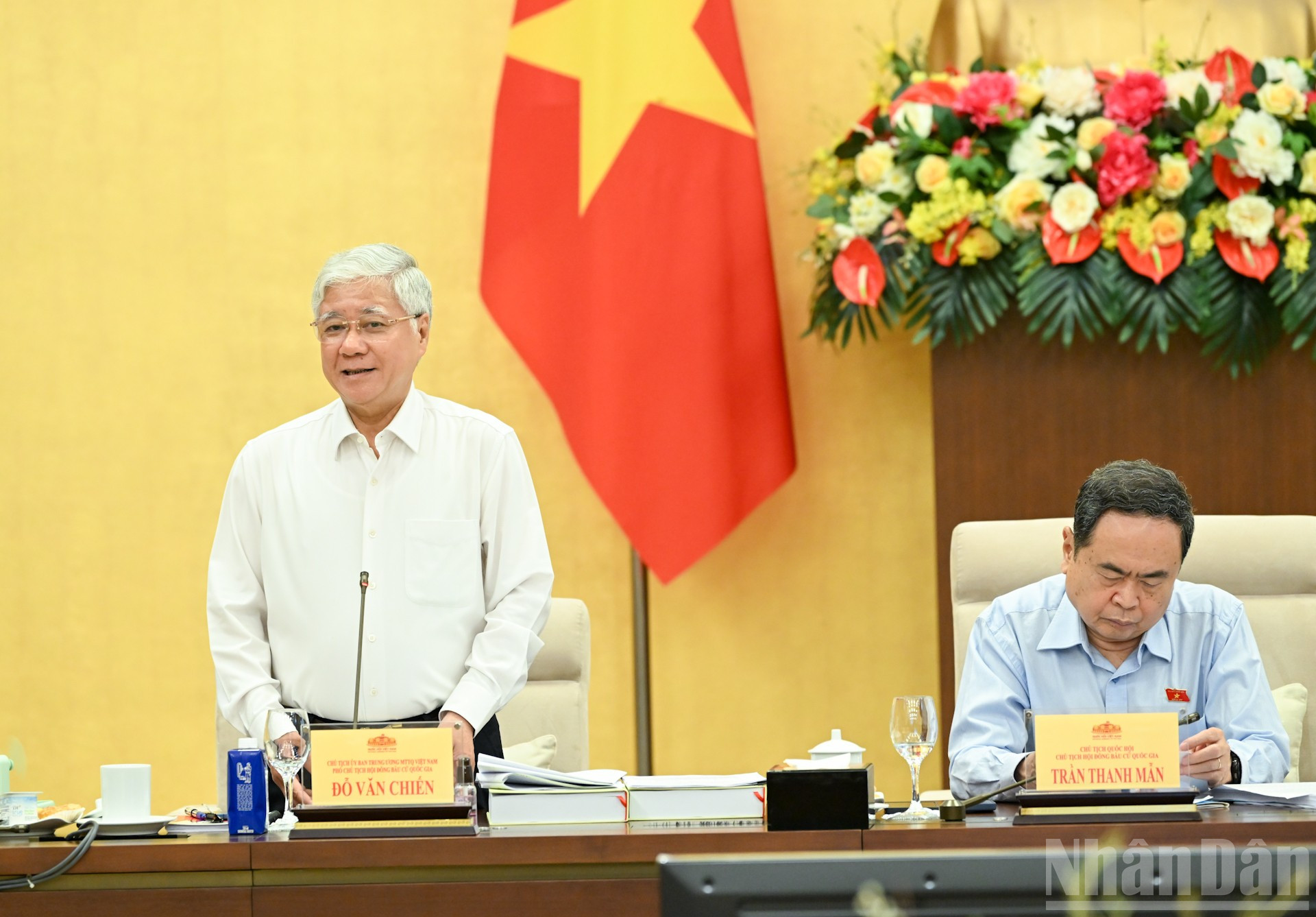 Chủ tịch Ủy ban Trung ương Mặt trận Tổ quốc Việt Nam Đỗ Văn Chiến phát biểu tại phiên họp. ndo_br_bnd-2327.jpg