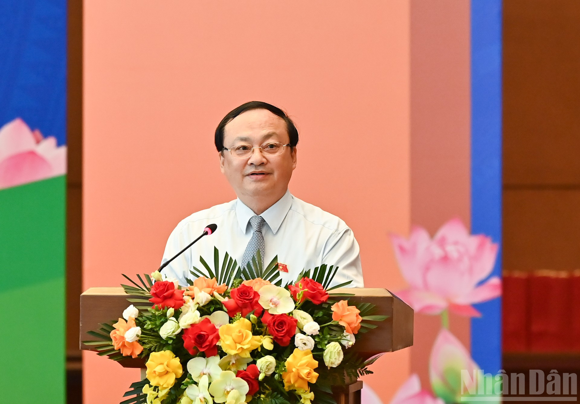 ndo_br_8-6734.jpg
