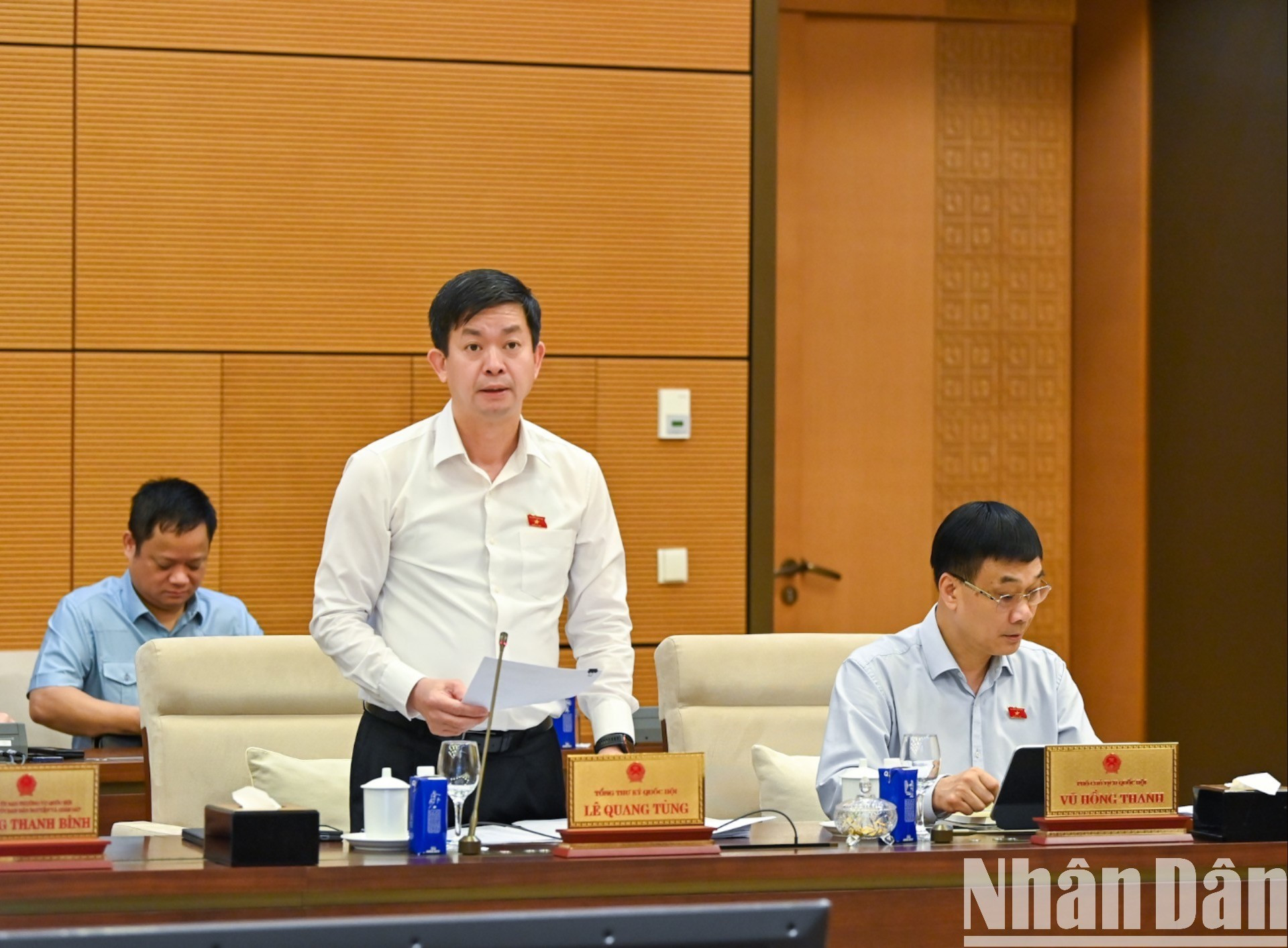 Tổng Thư ký Quốc hội, Chủ nhiệm Văn phòng Quốc hội Lê Quang Tùng phát biểu mở đầu phiên họp. 2-4180-1202.jpg