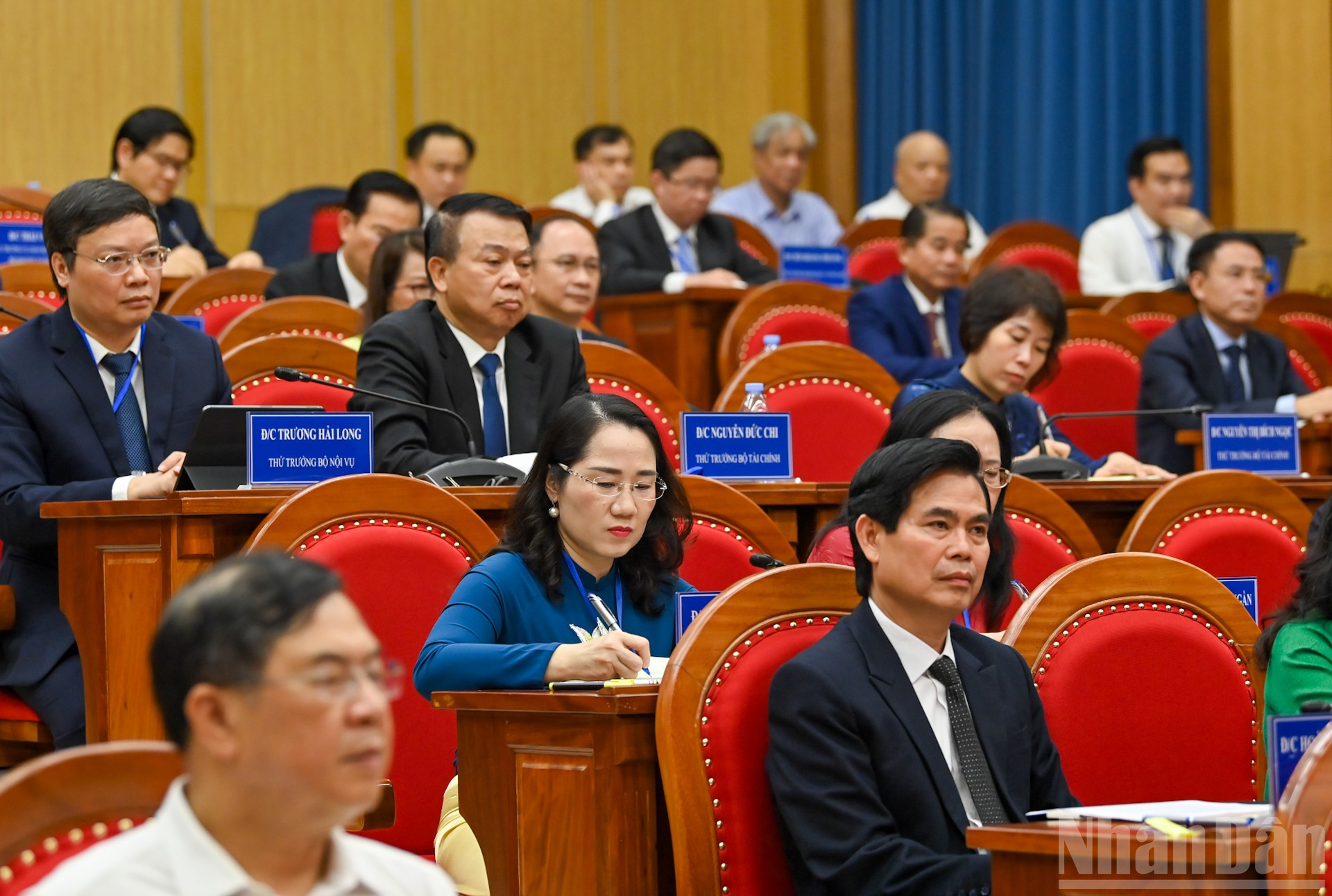 Các học viên lắng nghe trao đổi của đồng chí Tổng Bí thư Tô Lâm. ndo_br_8-7749.jpg