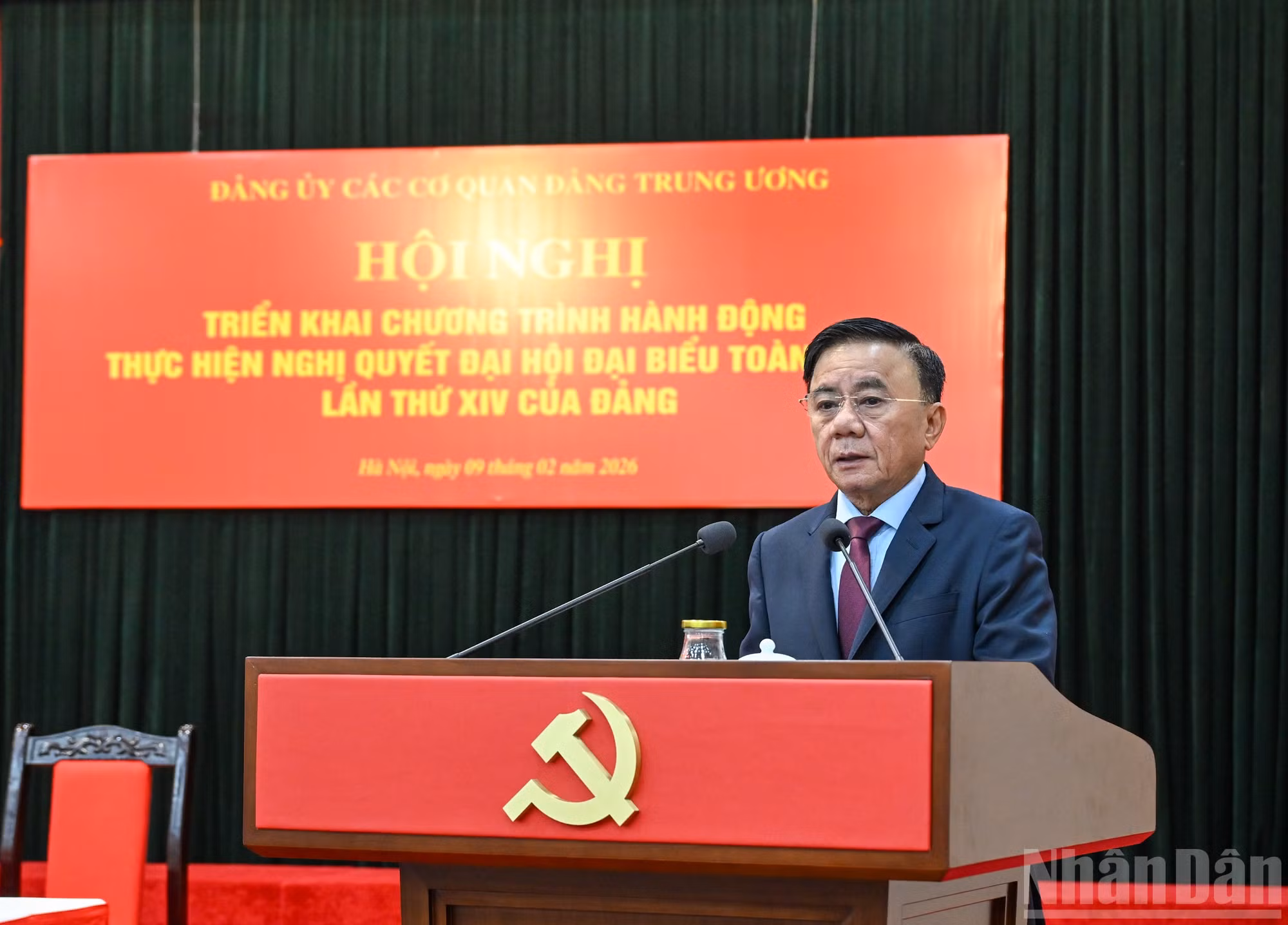 Đồng chí Trần Cẩm Tú, Ủy viên Bộ Chính trị, Thường trực Ban Bí thư, Bí thư Đảng ủy các cơ quan Đảng Trung ương phát biểu kết luận hội nghị. (Ảnh: DUY LINH)