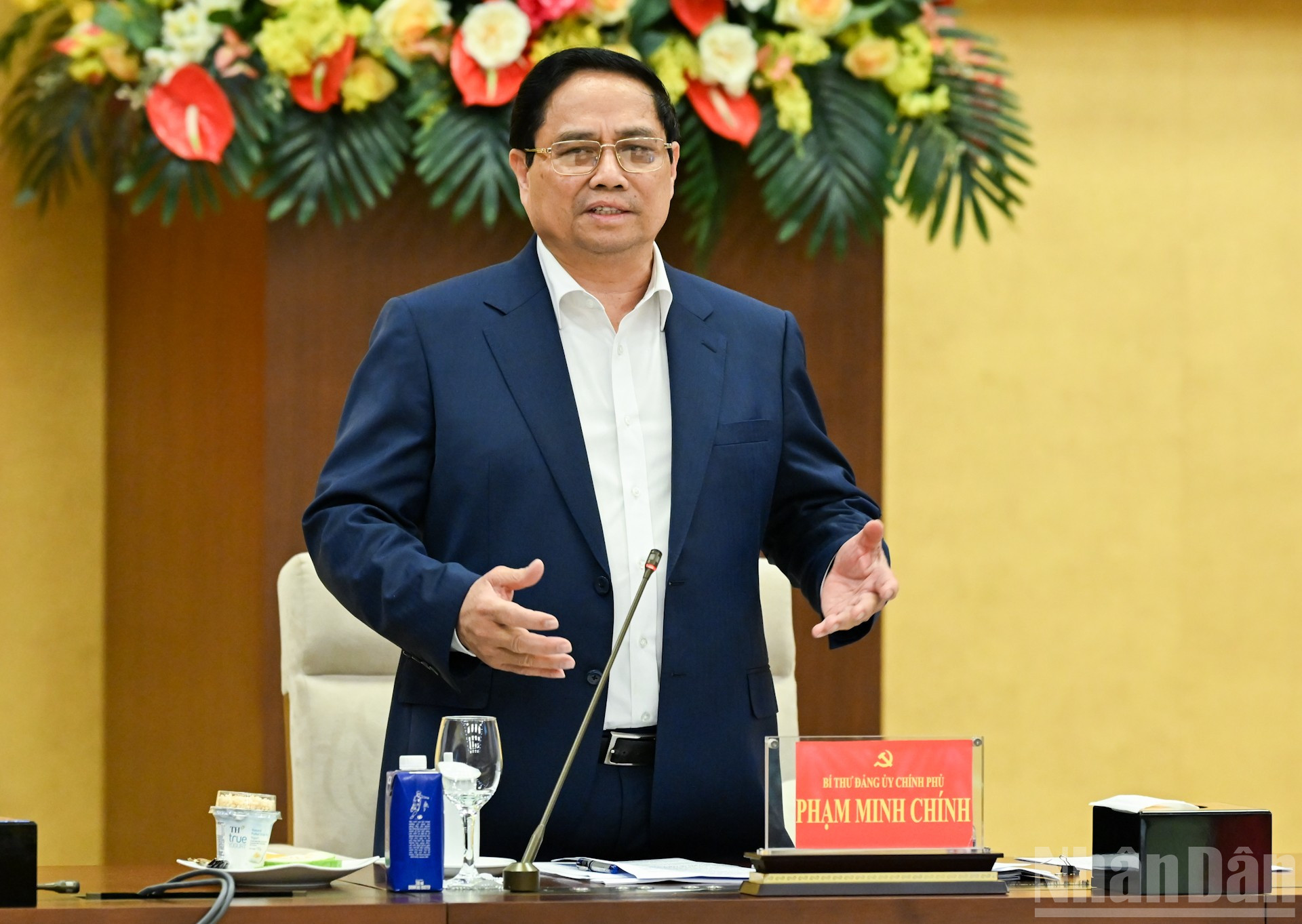 Bí thư Đảng ủy Chính phủ, Thủ tướng Chính phủ Phạm Minh Chính phát biểu khai mạc hội nghị. ndo_br_1-2336.jpg