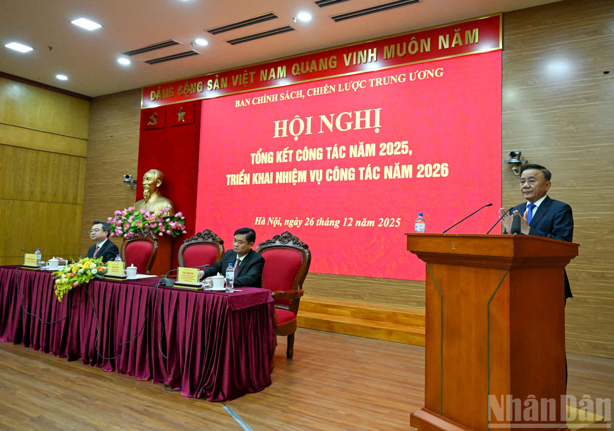 Thường trực Ban Bí thư Trần Cẩm Tú phát biểu chỉ đạo hội nghị. (Ảnh: DUY LINH) 