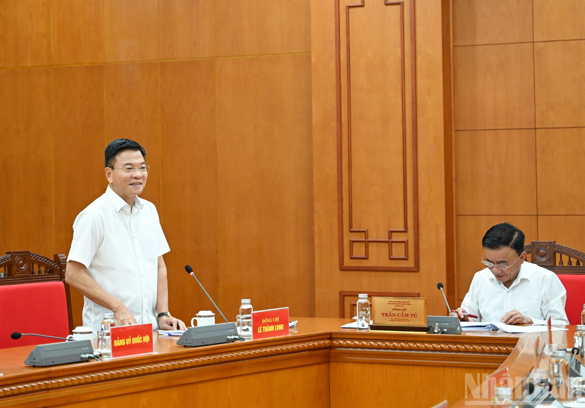 Phó Thủ tướng Lê Thành Long phát biểu tại cuộc làm việc. (Ảnh: DUY LINH) ndo_br_2-8824.jpg