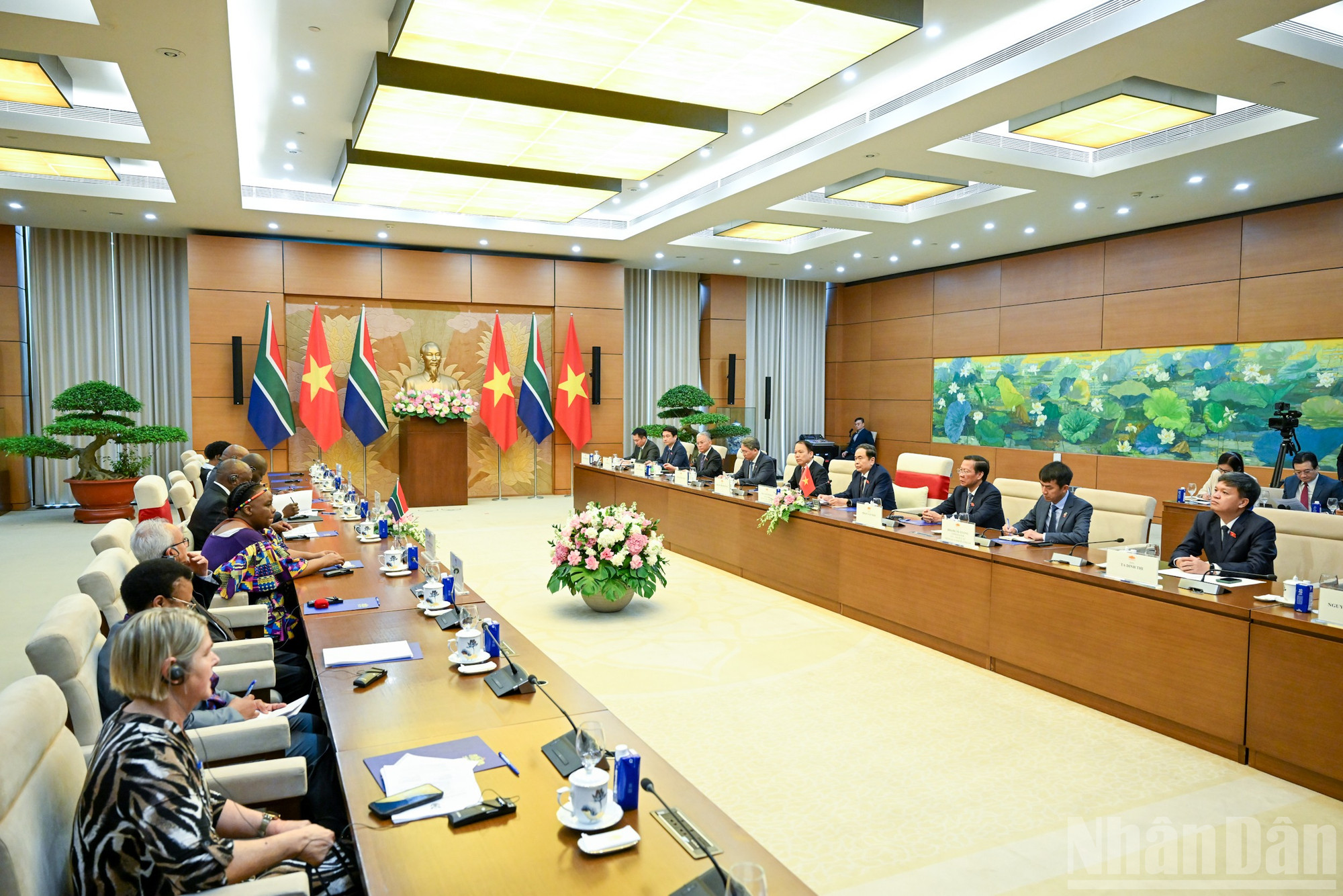 Quang cảnh hội kiến tại Nhà Quốc hội. ndo_br_bnd-2247.jpg