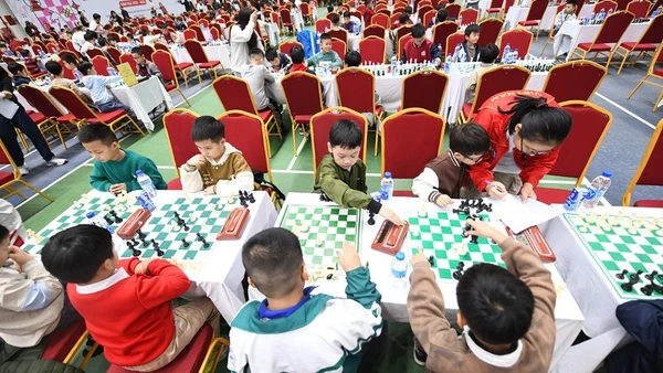 Giải Cờ vua học sinh Báo Thiếu niên Tiền phong và Nhi đồng toàn quốc năm học 2025-2026 thu hút hơn 1.600 vận động viên nhí tham dự. (Ảnh: Báo Thiếu niên Tiền phong và Nhi đồng)