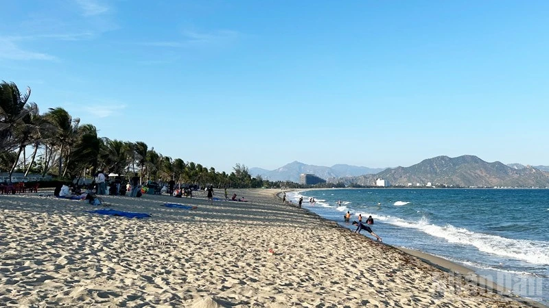 Ninh Chử: Từ Bãi Biển Nguyên Sơ Đến Đô Thị Du Lịch Quốc Gia