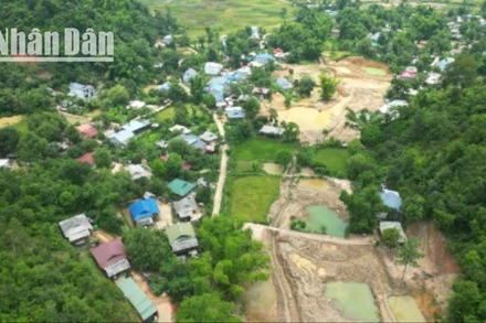 Khu vực khai thác vàng trái phép tại bản Lứa, xã Pi Toong, huyện Mường La.