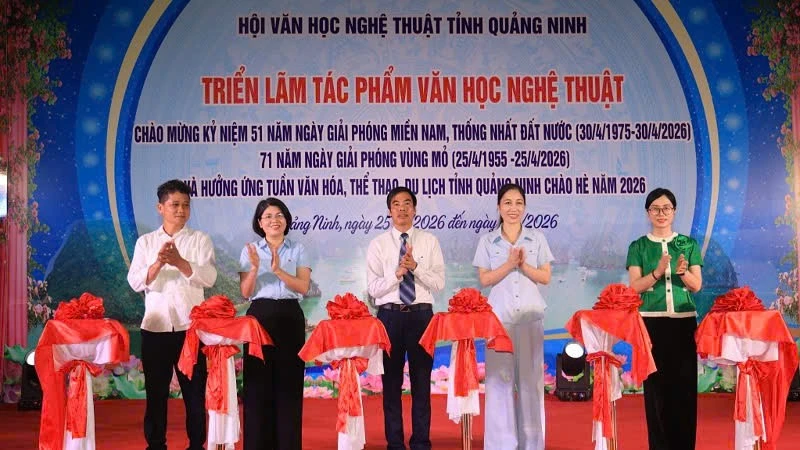 Triển lãm hơn 350 tác phẩm nghệ thuật tại Quảng Ninh dịp lễ 30/4