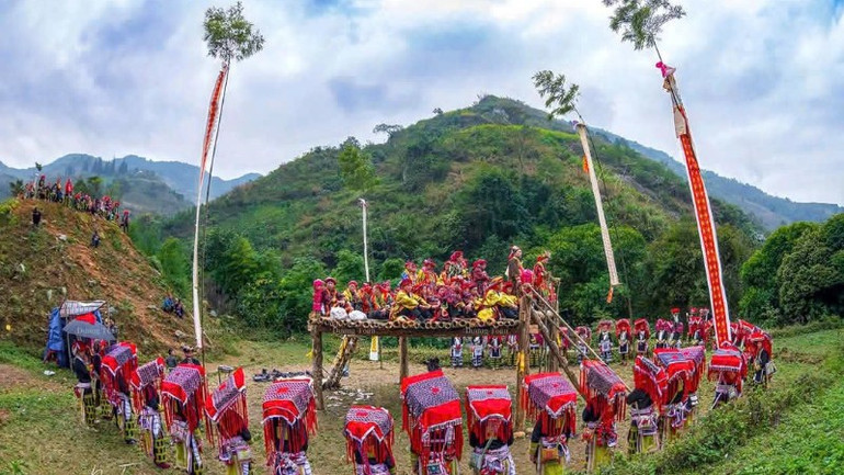 ធាតុសំខាន់នៃកម្មវិធីគឺគោរពអត្តសញ្ញាណវប្បធម៌របស់ជនជាតិវៀតណាម។ z7036944478369-e9c199749b068c692e9aef7c279f8e1b-3845.jpg