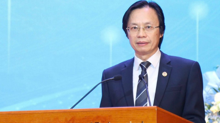 Profesor asociat, Dr. Phung Gia The. 571422808-3205213412975415-3845885474597148625-n-1978.jpg