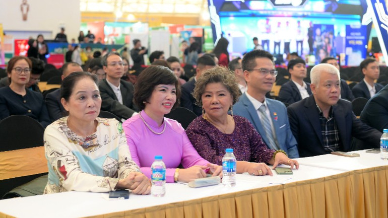 Artistas famosos preocupados com questões de direitos autorais no espaço da Feira de Outono de 2025. dsc-3878-9653.jpg