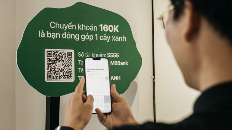 Scan the QR code to donate trees to Truong Sa, z6910777053560-351afc52d4457bf2feaed1bfcaede0c7-5554.jpg