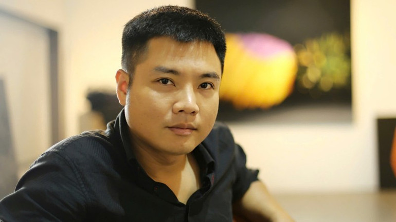 Họa sĩ Phạm Hà Duy Khánh. z6868397931221-6192ac7e7a81c3e1d462b4f24647ac7b-197.jpg