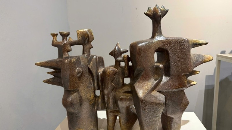 قطعة مميزة في المعرض. z7312981964212-8657f7018bcfb7d0a8d55015196da86b-1277.jpg