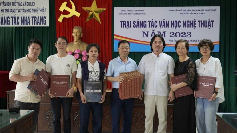 Mỗi trại sáng tác đều để lại dấu ấn, thành tựu riêng. z6915605455586-6421638026b37fa0eddccc87f9d9b156-5345.jpg