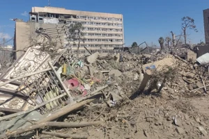 Đống đổ nát sau vụ tấn công tại Tehran, Iran, ngày 3/3/2026. (Ảnh: THX/TTXVN)