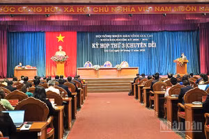 Quang cảnh kỳ họp.