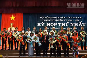 Các Ủy viên Ủy ban nhân dân tỉnh Gia Lai nhiệm kỳ 2026-2031 ra mắt.