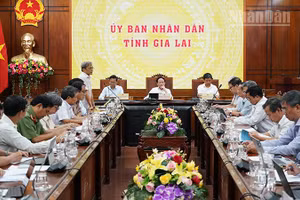 Quang cảnh cuộc họp.