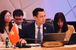 Đoàn Việt Nam do Thứ trưởng Ngoại giao Đặng Hoàng Giang, Trưởng SOM ASEAN Việt Nam dẫn đầu. (Ảnh: Bộ Ngoại giao)
