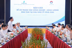 Toàn cảnh buổi làm giữa Petrovietnam và Tỉnh ủy, Ủy ban nhân dân tỉnh Hà Tĩnh.