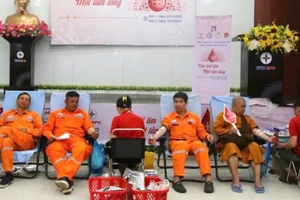 Các tình nguyện viên tham gia chương trình.